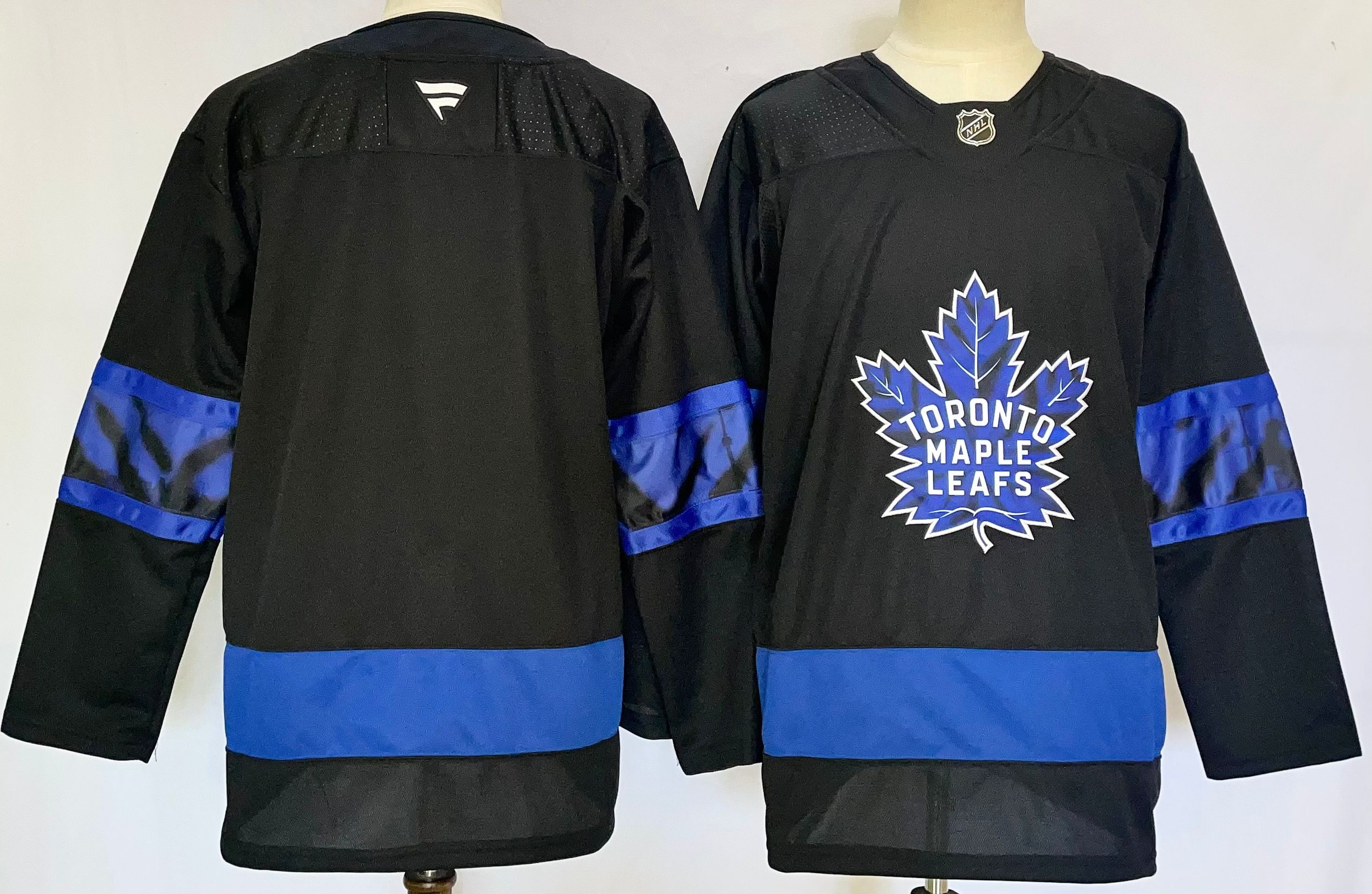 Men Toronto Maple Leafs Blank Black 2025 Home Premier Player NHL Jersey style 1->toronto maple leafs->NHL Jersey